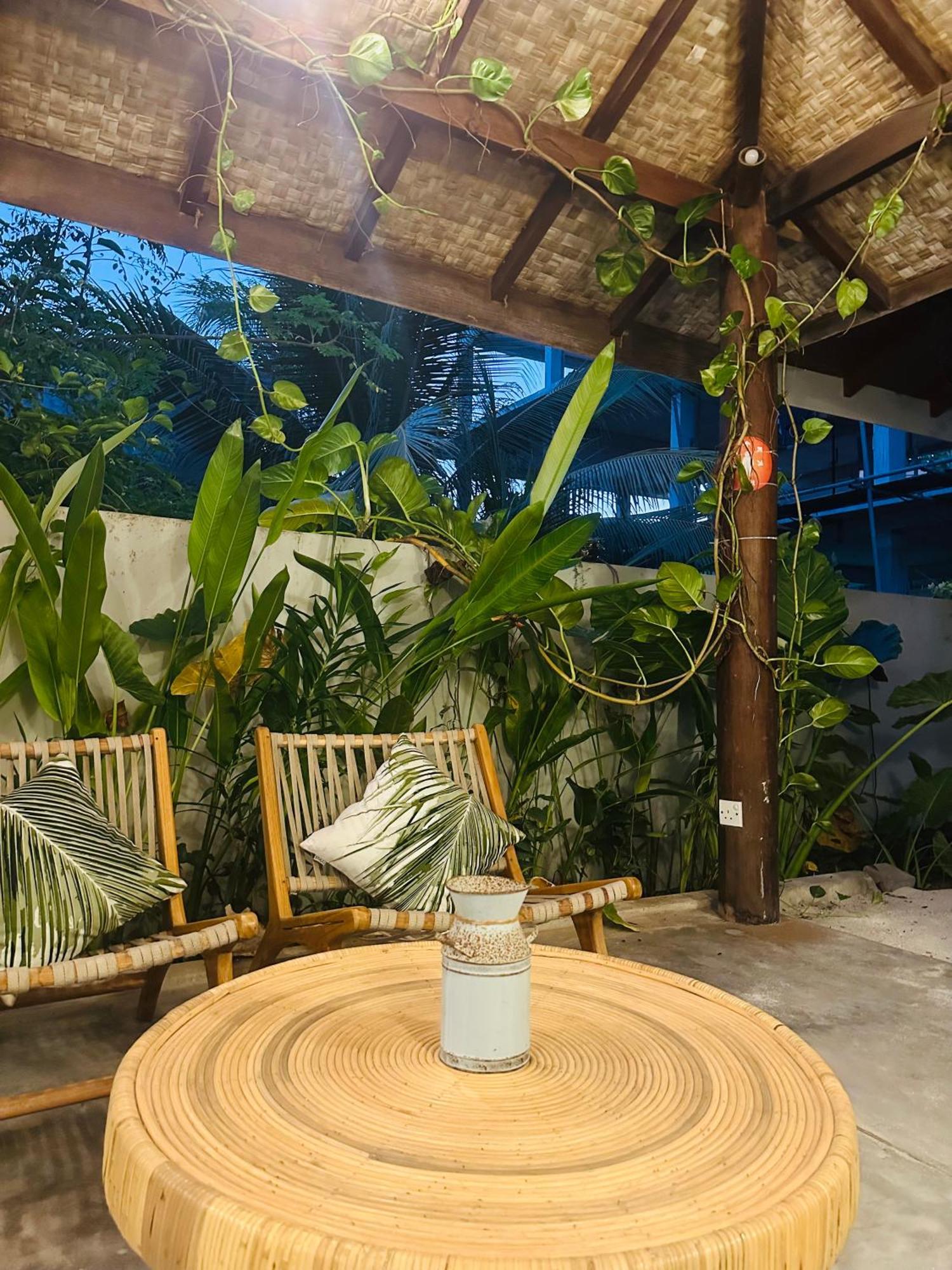 Thundi Sea View Hotel Fulidhoo Kültér fotó